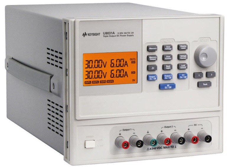 Keysight Technologies U8030-Baureihe DC-Netzteile mit drei Ausgängen Keysight Technologies U8030-Baureihe DC-Netzteile mit drei Ausgängen